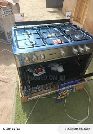 Maxi 90x60 Gas Cooker With Spacious Oven–Perfect for Large Family Meal