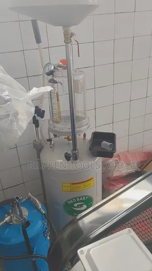 Oil Drain Extractor Machine