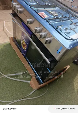 Heavy-Duty Maxi 90x60 Gas Cooker With Large Capacity Oven