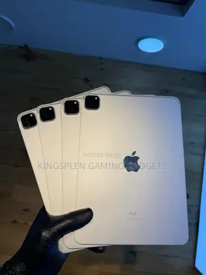 Apple iPad Pro 11 (2022) 128 GB Silver