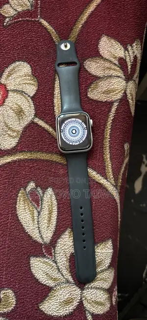 Apple Watch Series 4 44mm GPS/Cellular