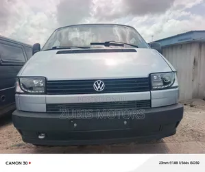 Volkswagen Transporter 2002 Grey