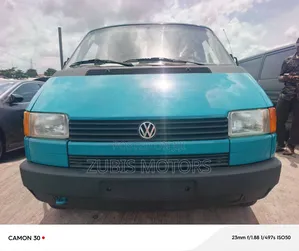 Volkswagen Transporter 2000 Blue