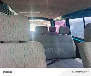 Volkswagen Transporter 2000 Blue