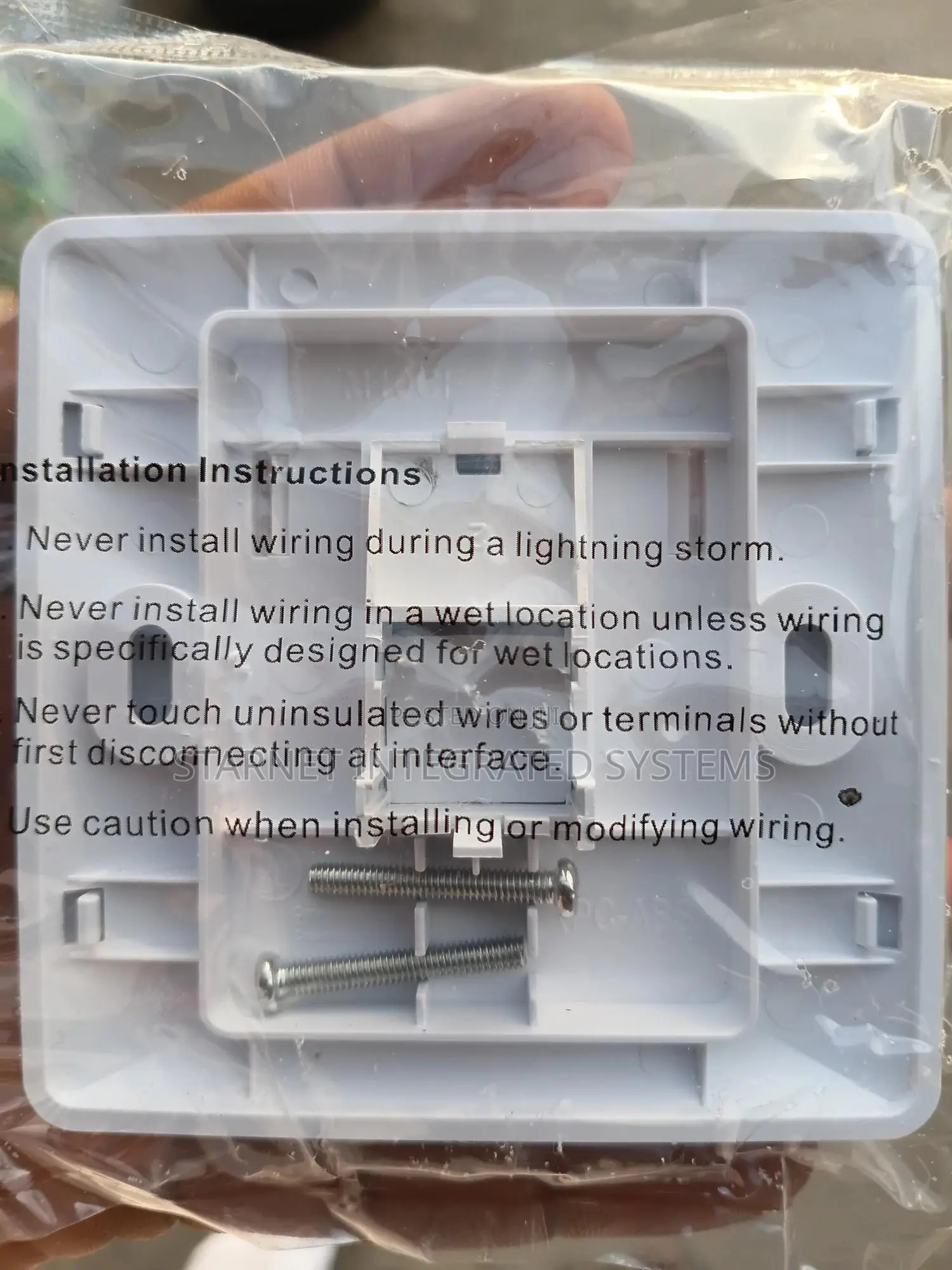 Systemax Commscope Single Way Network Wall Face Plate