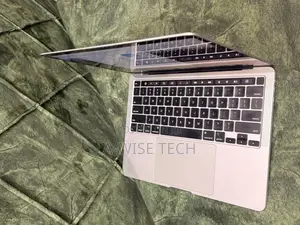 Laptop Apple MacBook Pro 2020 16GB Intel Core i5 SSD 512GB