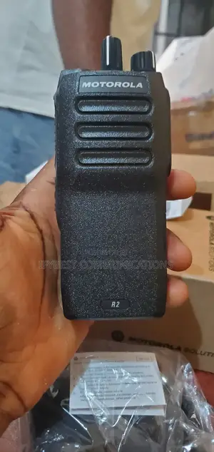 Motorola R2 Vhf Digital Walkie-talkie Radio