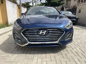 Hyundai Sonata Sport Sedan FWD (2.4L 4cyl 6A) 2017 Blue