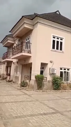 2bdrm Duplex in Rumukurushi , Port, Rumuokwurusi for sale