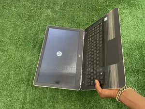 Laptop HP Pavilion 15 8GB Intel Core i5 HDD+SSD 256GB