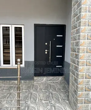 Furnished 3bdrm Block of Flats in Pacific Estate, Kubwa for sale