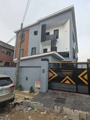 Furnished 5bdrm Duplex in Ajao Along for sale