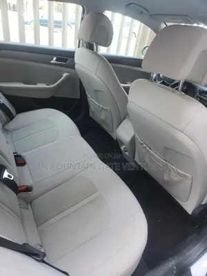 Hyundai Sonata Base Sedan FWD (2.4L 4cyl 6A) 2016 White