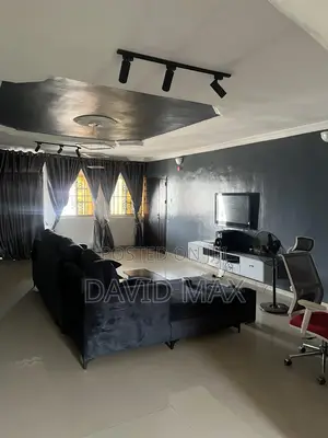 3bdrm Shared Apartment in Lakowe for rent