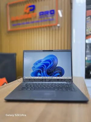 Laptop Dell Latitude 7300 8GB Intel Core i5 HDD 256GB