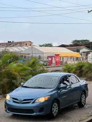 Toyota Corolla 2013 Blue