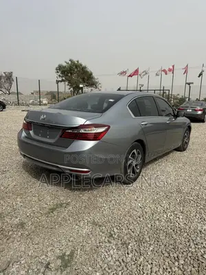 Honda Accord EX 4dr Sedan FWD (2.4L 4cyl 2A) 2017 Gray