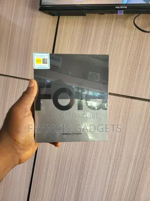 New Samsung Galaxy Z Fold4 1 TB Black