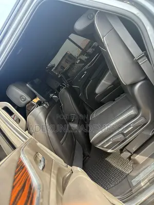 Cadillac Escalade 2024 Gray