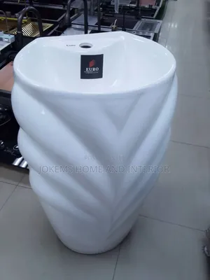 Modern White Designer Pedestal Wash Basin
