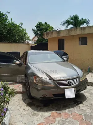 Acura RL Sedan 2005 Brown