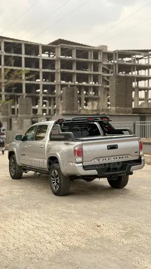 Toyota Tacoma Limited 2021 Gray
