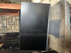 Desktop Computer Lenovo 8GB Intel Core i5 SSD 512GB