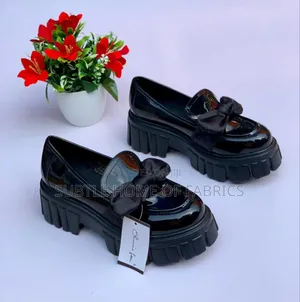 Luxury Black Chunky Loafers – Bold, Comfy Everyday Chic