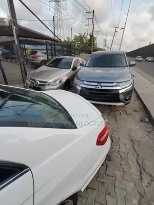 Mitsubishi Outlander SE AWC 2018 Gray