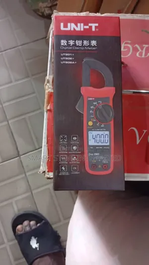 Uni-T Ut200+ Series Digital Clamp Meter