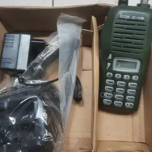 Ic-V8 Programmable Marine Radio