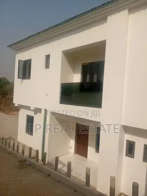 4bdrm House in Wuse for sale