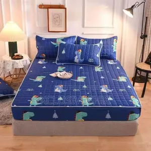 Waterproof Bedsheet/ Bedspread With 2 Pillow Cases Covers