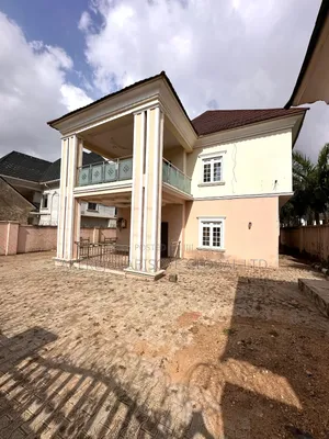 5bdrm Duplex in Gwarinpa Extension, for sale