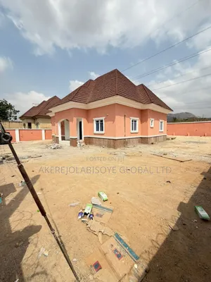 3bdrm Bungalow in Kubwa, Abuja for sale