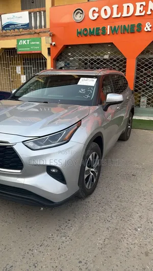 Toyota Highlander XLE AWD 2020 Silver