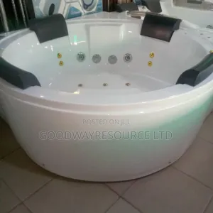 Jacuzy Bathtub