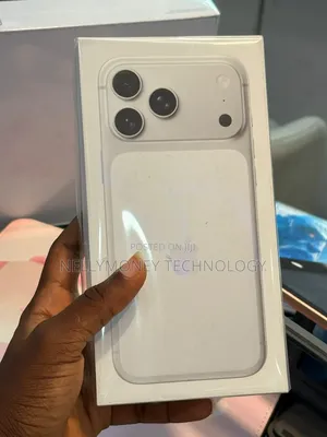 New Apple iPhone 17 Pro Max 512 GB White