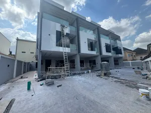 4bdrm Townhouse/Terrace in Omole Phase2 for sale
