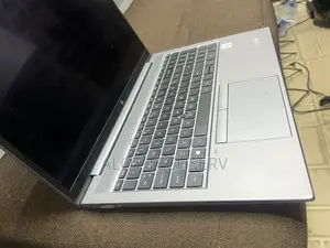 Laptop HP ZBook Firefly 15 G7 16GB Intel Core i7 SSD 512GB