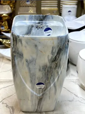 Elegant Freestanding Wash Basin