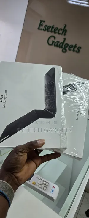 Magic Keyboard iPad Pro M4/M5 11inc