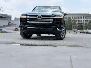 Toyota Land Cruiser 2025 Black