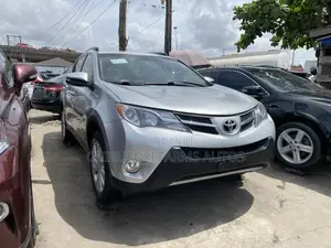 Toyota RAV4 Limited 4dr SUV AWD (2.5L 4cyl 6A) 2015 Silver