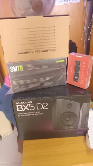 Complete Studio Setup – Sm7b, Bx5 D2, Interface Midi Controller
