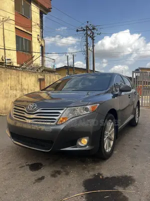 Toyota Venza LE 2010 Gray