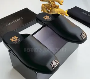 Variety of Luxury Halfshoe