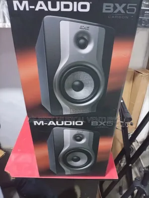 M-Audio Bx5 Carbon Studio Monitor Speaker