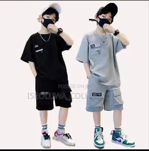 Kids Casual Wear Set – Trendy T-Shirt Cargo Shorts Outfit