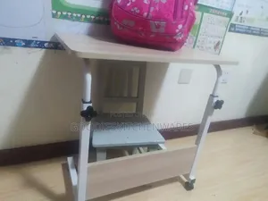 Single Layer Laptop Table